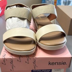 Kensie Women's Natural Sandals